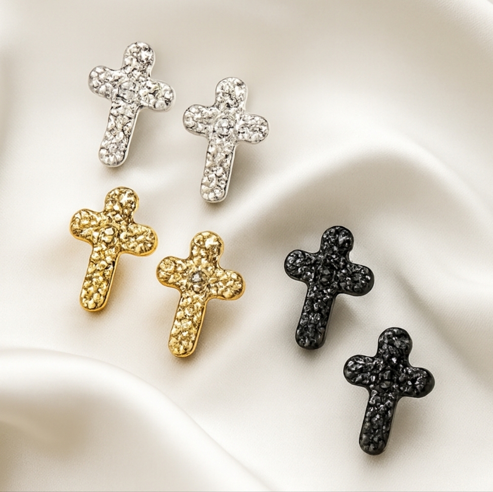 Triple Tone Women's Textured Cross Stud Earrings - Black, Gold & Silver A5